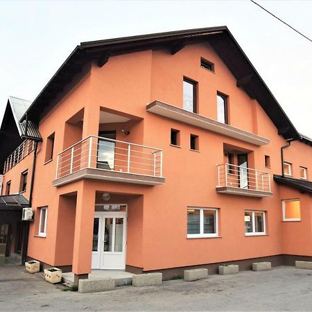 Privatni smjestaj Most Otočac Zewnętrze zdjęcie