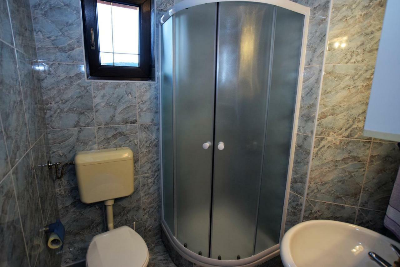 Privatni smjestaj Most Otočac Zewnętrze zdjęcie